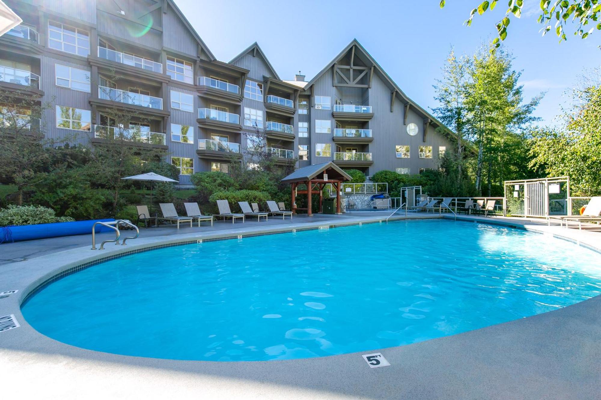 The Aspens By Whistler Premier Apartment Exterior photo