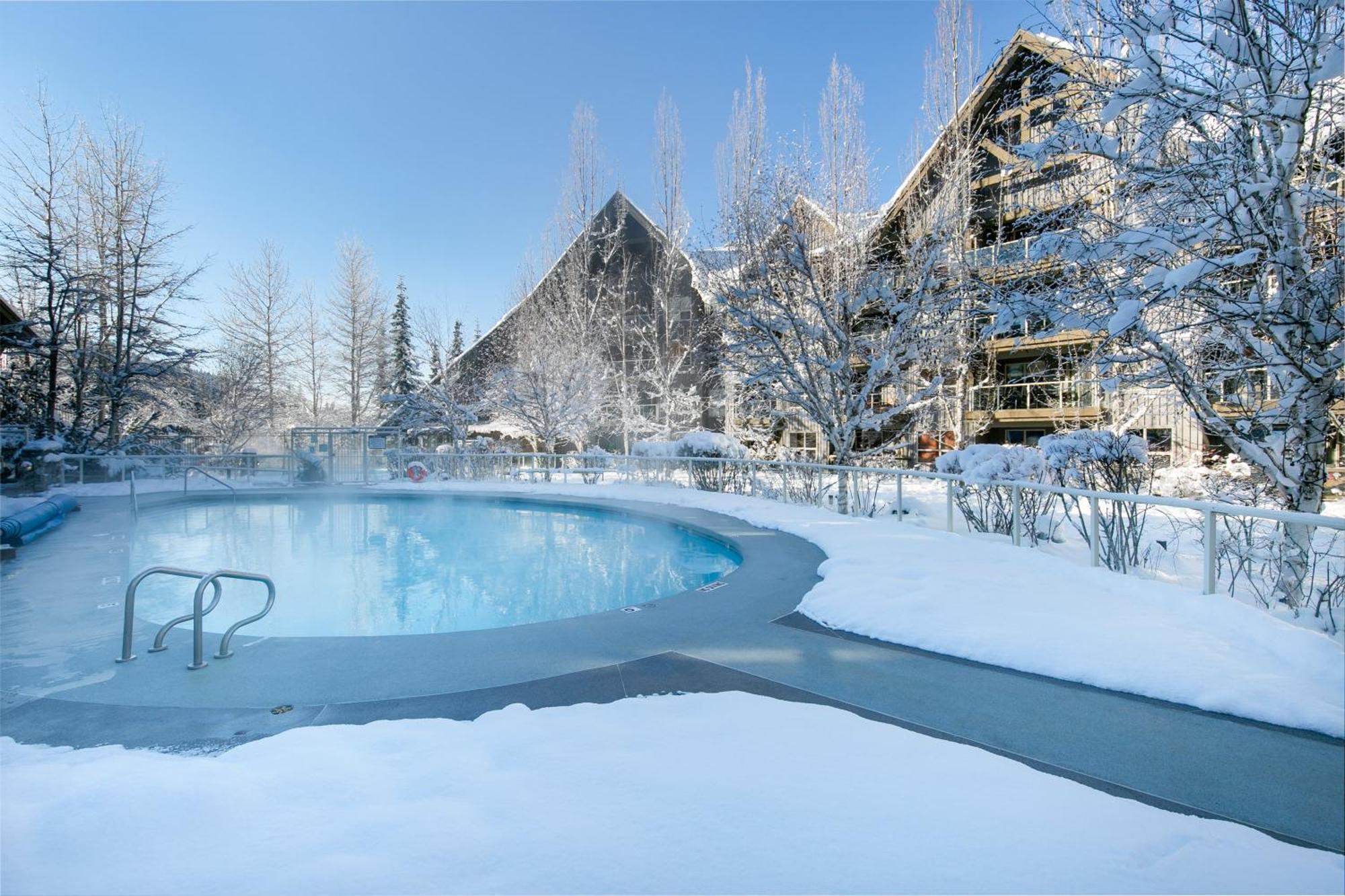 The Aspens By Whistler Premier Apartment Exterior photo